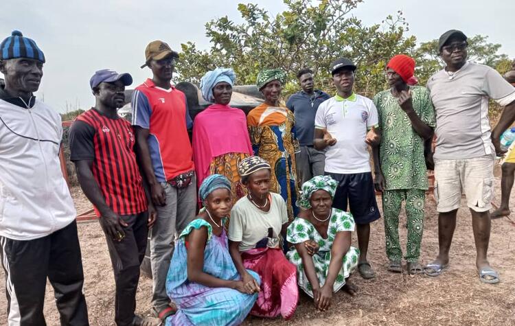 Ñíhampaatiin ña pakati Pákasuk